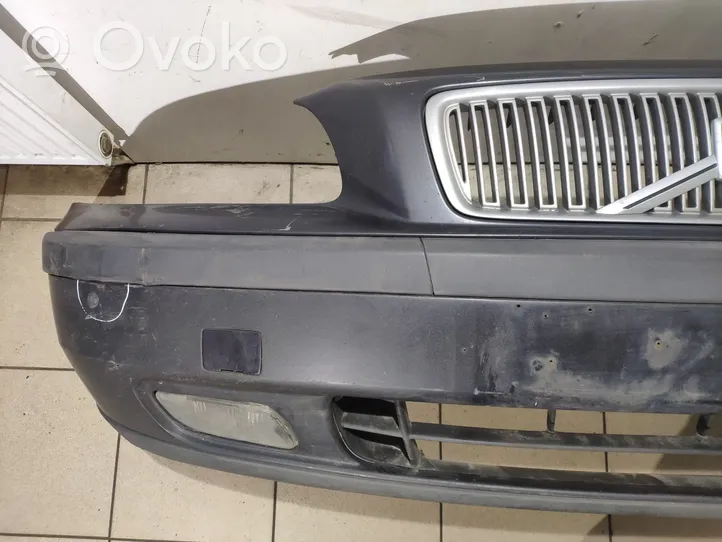 Volvo V70 Paraurti anteriore 09484238