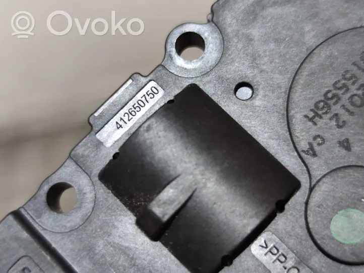 BMW 3 F30 F35 F31 Sklendės valdymo varikliukas T1015556H