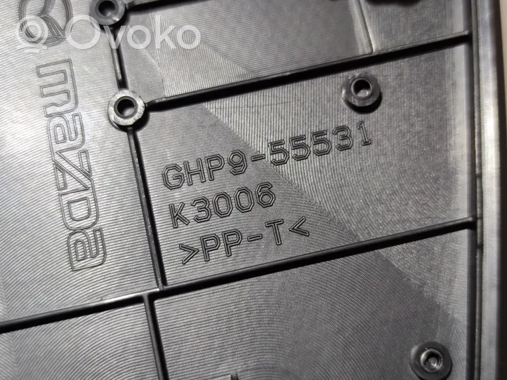 Mazda 6 Kojelaudan keskiosan kaiuttimen suoja GHP955531
