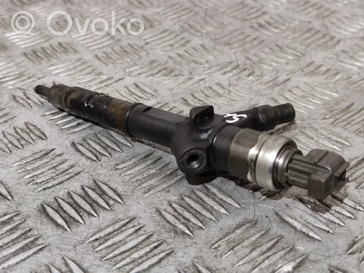 Nissan X-Trail T30 Injecteur de carburant AW402AW4