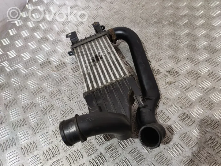 Opel Zafira A Starpdzesētāja radiators 46598