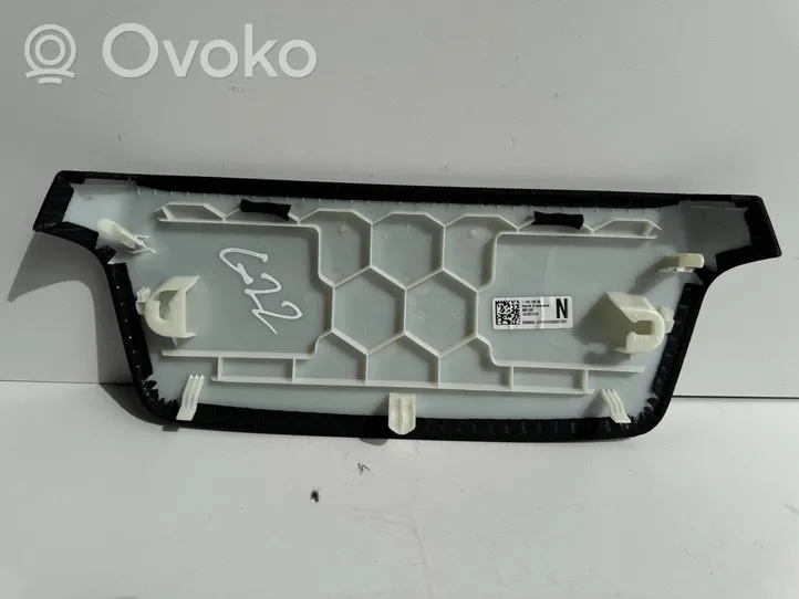 BMW 4 G22 G23 G24 G26 Osłona górna słupka / D 8096856