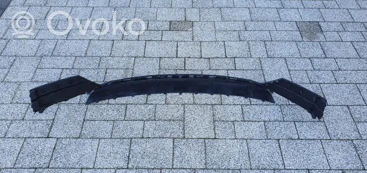 Hyundai i30 Front bumper lower grill 