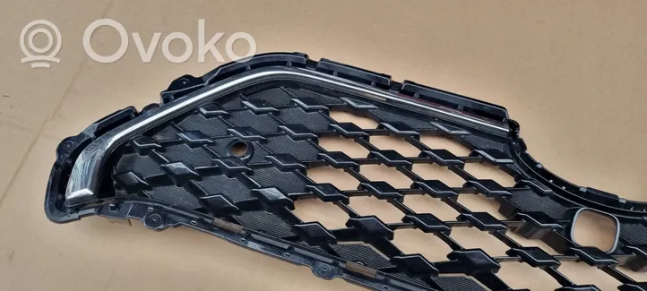 Toyota RAV 4 (XA50) Grille calandre supérieure de pare-chocs avant 5311242250