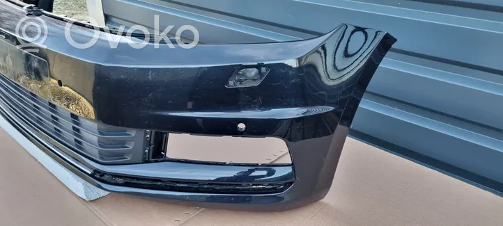 Volkswagen Touran III Front bumper 5TA807221A