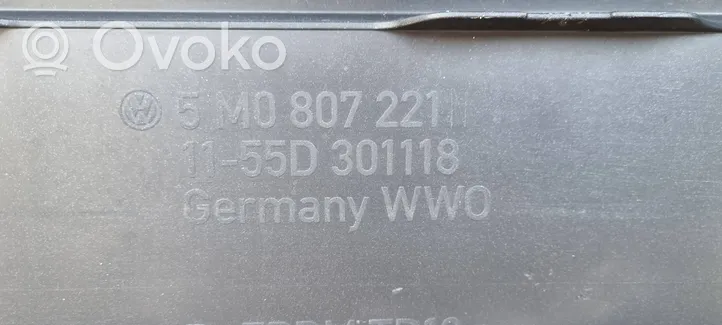 Volkswagen Golf Plus Zderzak przedni 5M0807221