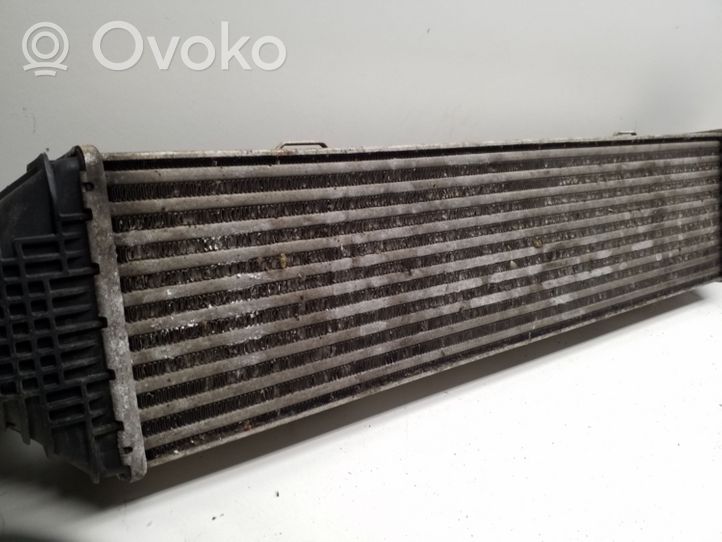 Mercedes-Benz E C207 W207 Chłodnica powietrza doładowującego / Intercooler A2045000200