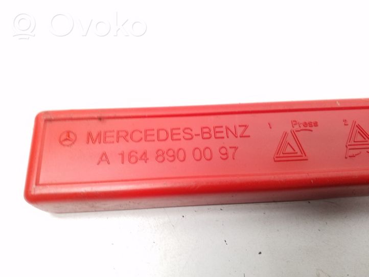 Mercedes-Benz ML W164 Triangle d'avertissement a1648900097