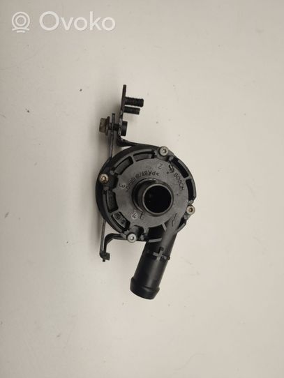 Mercedes-Benz SLK R172 Pompe à eau de liquide de refroidissement A0005000686