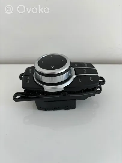 BMW 5 G30 G31 Controllo multimediale autoradio 6844226