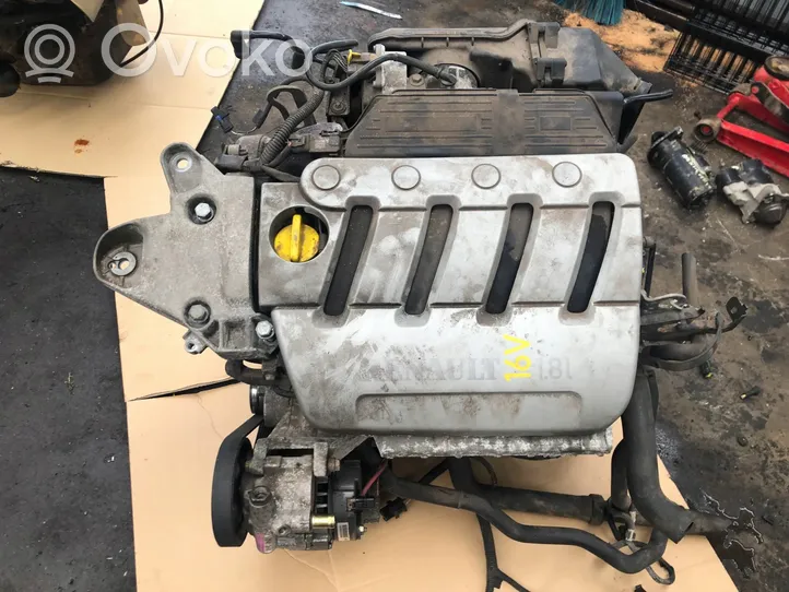 Renault Laguna II Silnik / Komplet 