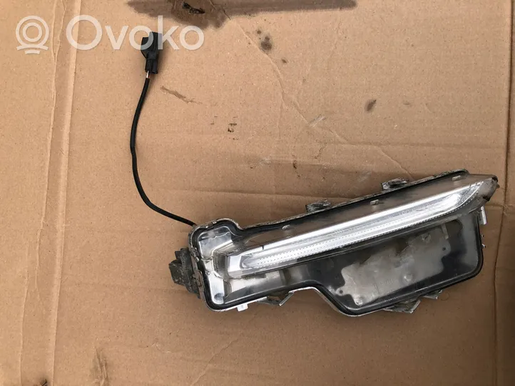 Volvo V60 Phare de jour LED 31353289