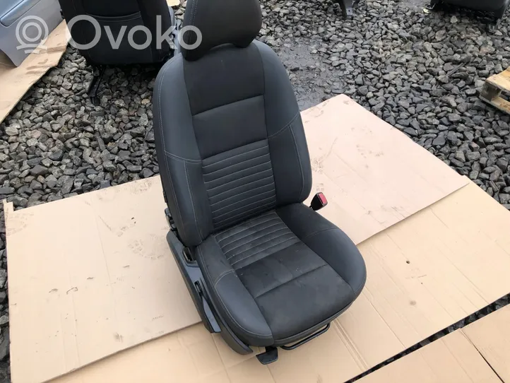 Volvo V50 Fotel przedni pasażera 