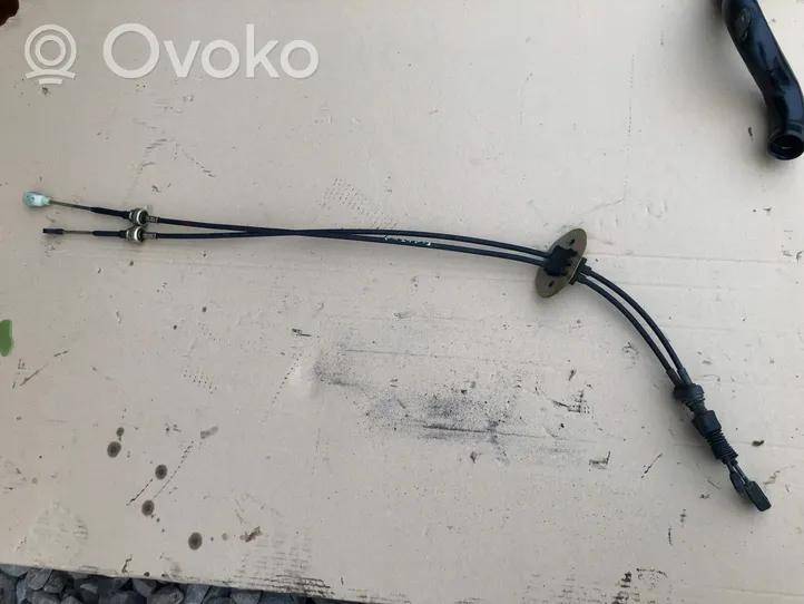 Hyundai Elantra Gear shift cable linkage 