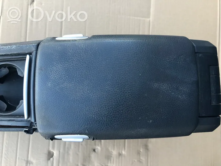 Volvo V70 Center console 