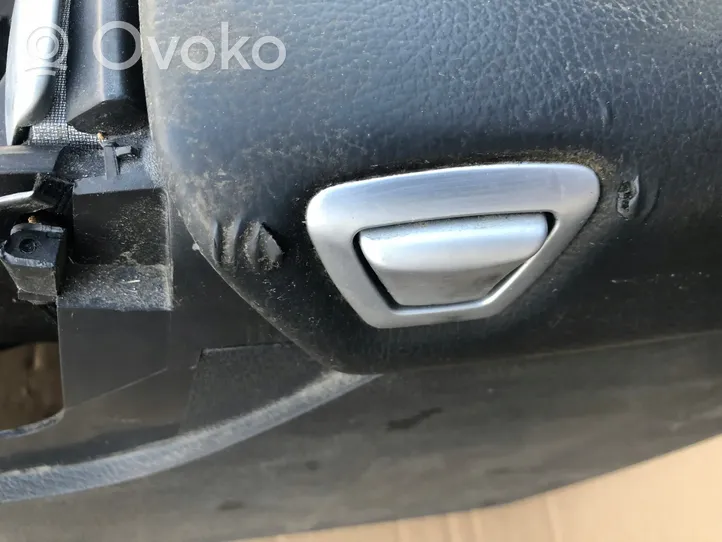 Volvo V70 Center console 