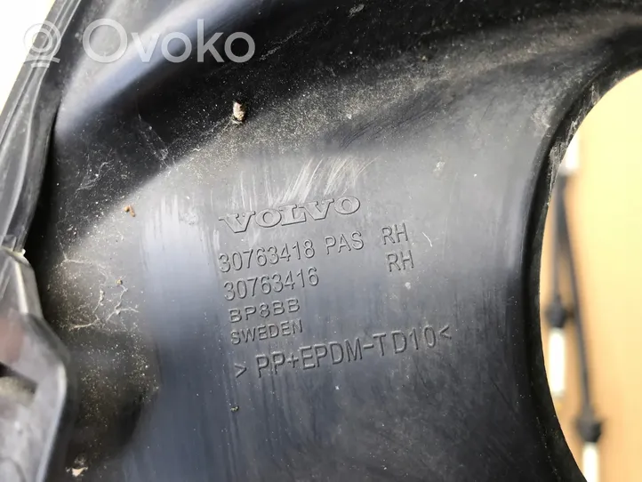 Volvo XC60 Priešrūkinio žibinto apdaila/ grotelės 30763418