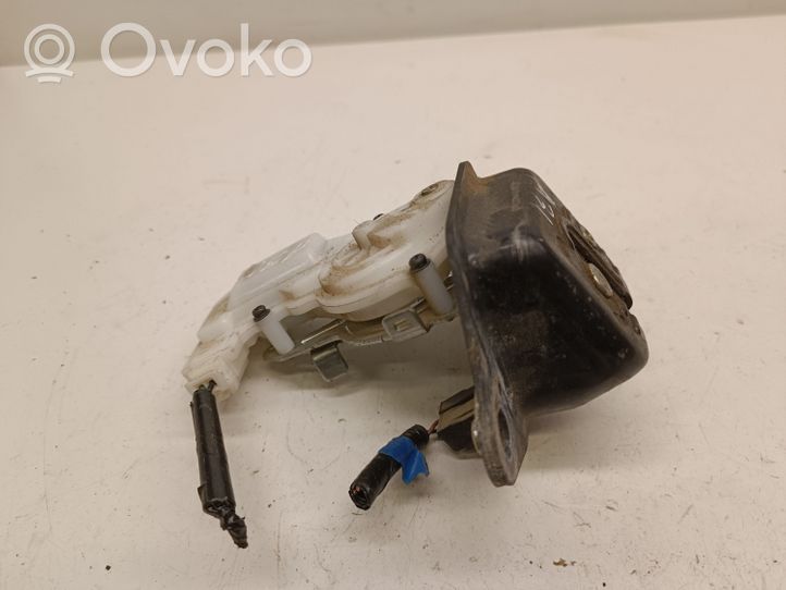 Honda CR-V Takaluukun/tavaratilan lukon vastakappale EYK9361110A