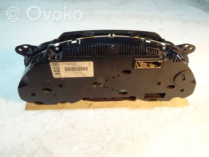 Audi A5 8T 8F Spidometrs (instrumentu panelī) 503002361205