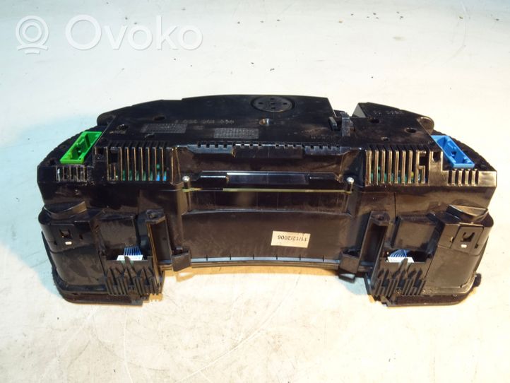 Audi A4 S4 B7 8E 8H Compteur de vitesse tableau de bord 0263626410