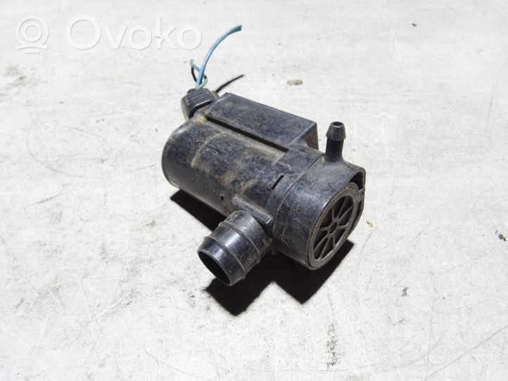 Toyota Hiace (H200) Pompe de lave-glace de pare-brise 8533010290