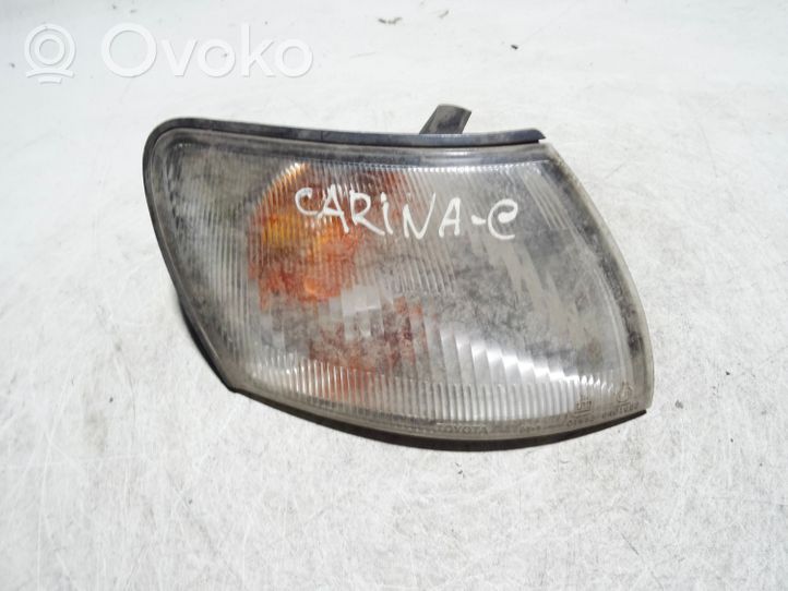 Toyota Carina T190 Kierunkowskaz przedni 8151005010