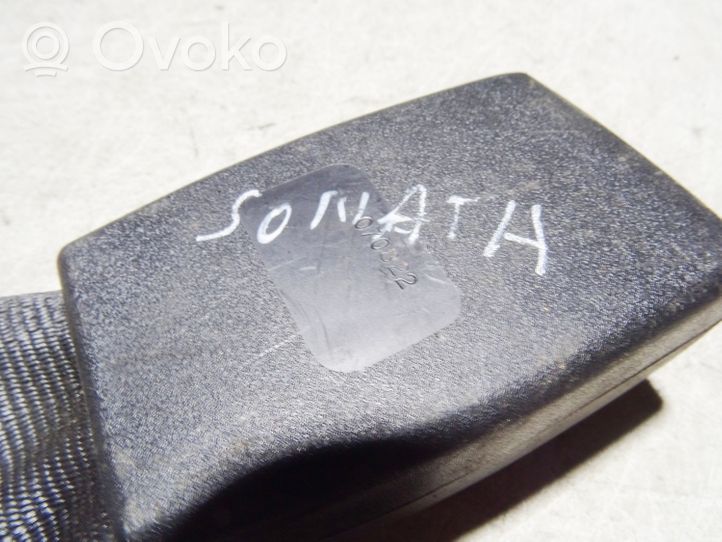 Hyundai Sonata Rear seatbelt buckle 070822