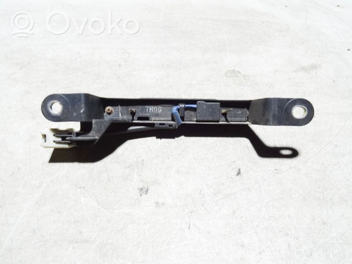 Lexus IS 220D-250-350 Antena wewnętrzna 8999741010