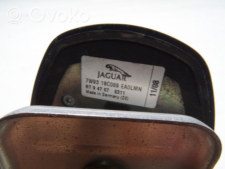Jaguar XF GPS-pystyantenni 7W9319C089