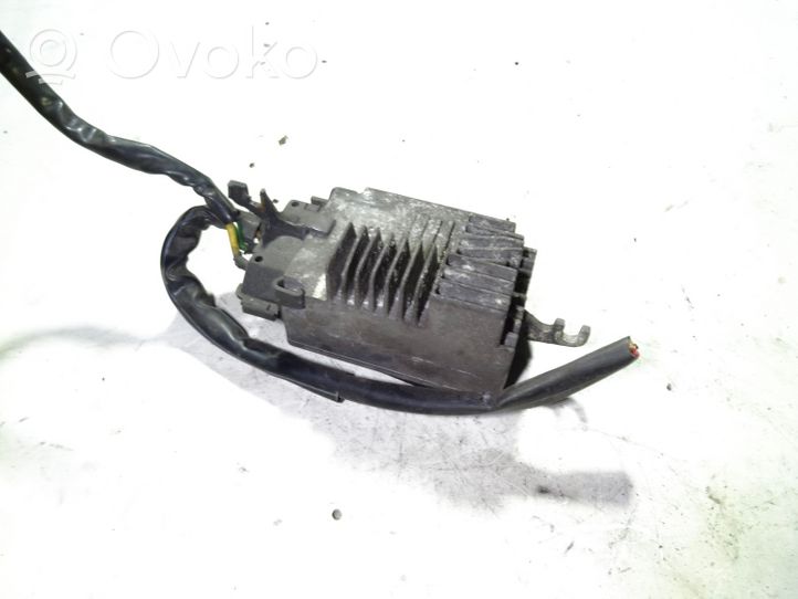 Audi A4 S4 B7 8E 8H Fan control module 8E0959501T