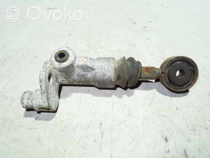 Audi A4 S4 B5 8D Główny cylinder sprzęgła 8D1721401