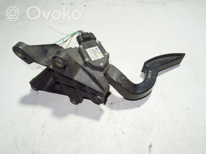 Hyundai Sonata Pedale dell’acceleratore 327263K100