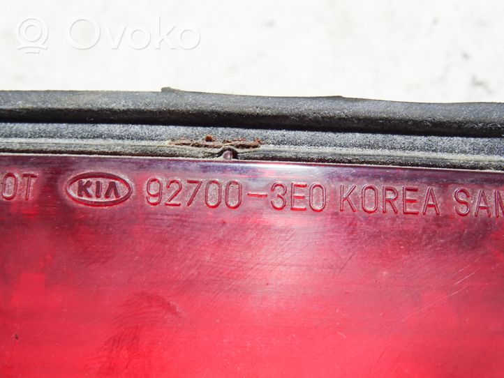 KIA Sorento Papildomas stop žibintas 927003E0