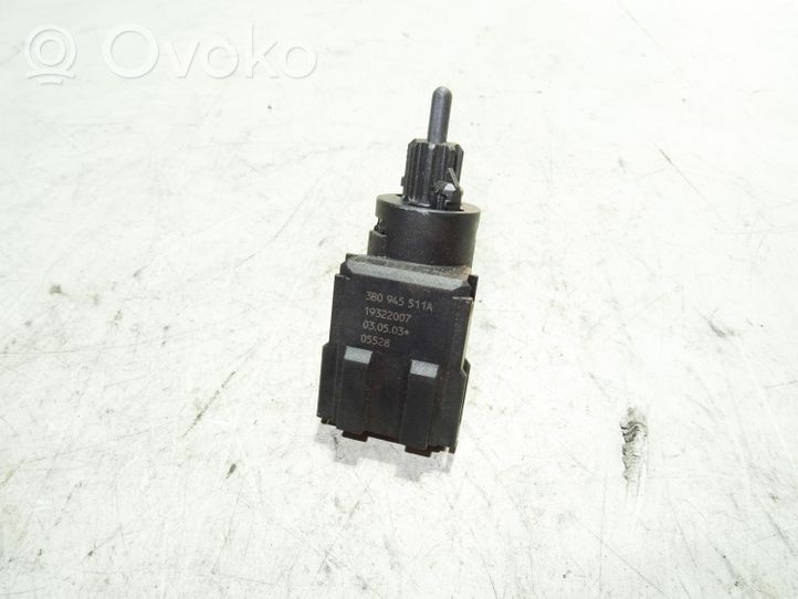 Volkswagen Phaeton Brake pedal sensor switch 3B0945511A