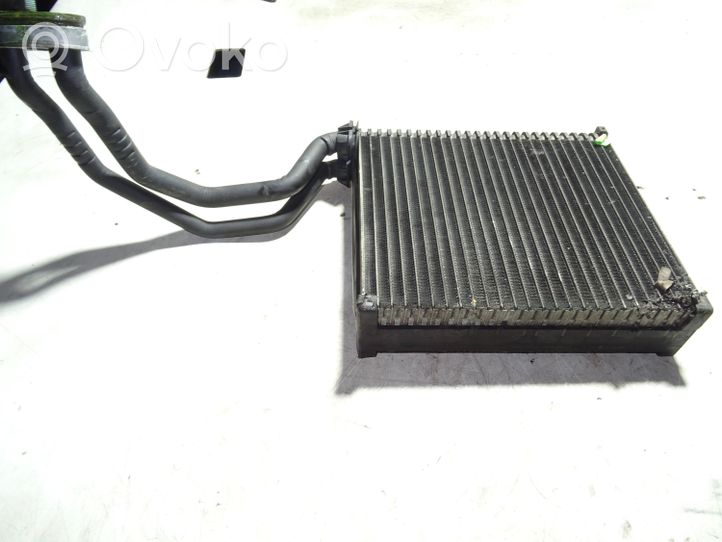 Audi A4 S4 B7 8E 8H Radiatore aria condizionata (A/C) (abitacolo) 8E1820103R