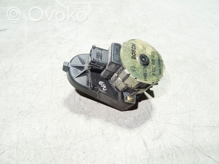 BMW 8 E31 Air flap motor/actuator 83500829