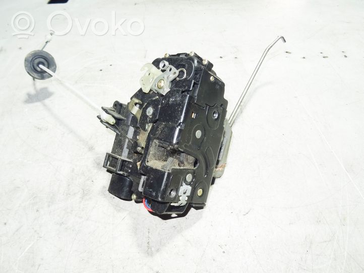 Audi A6 S6 C5 4B Etuoven lukko 4B2837016G