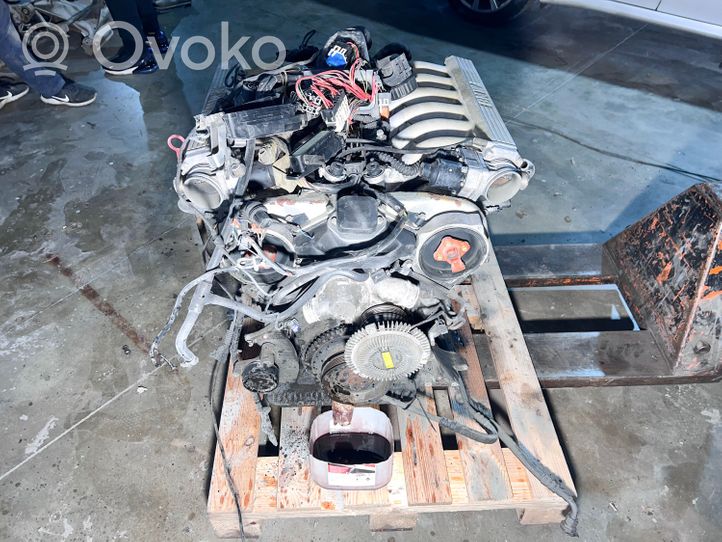 BMW 8 E31 Engine swap M70B50