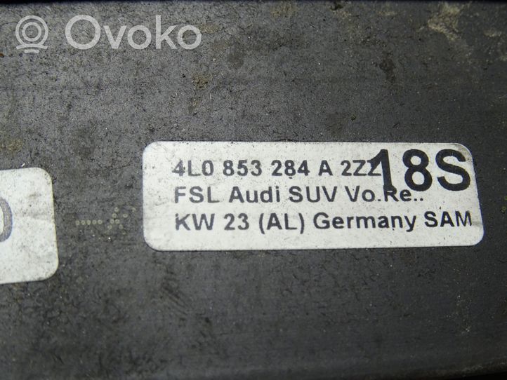 Audi Q7 4L Rivestimento modanatura del vetro della portiera anteriore 4L0853284A