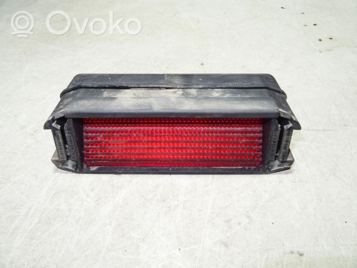 Volkswagen Multivan T4 Papildomas stop žibintas 703945135