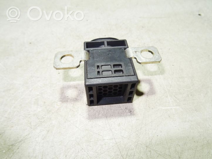 Audi Q7 4L Battery relay fuse 4F0915519