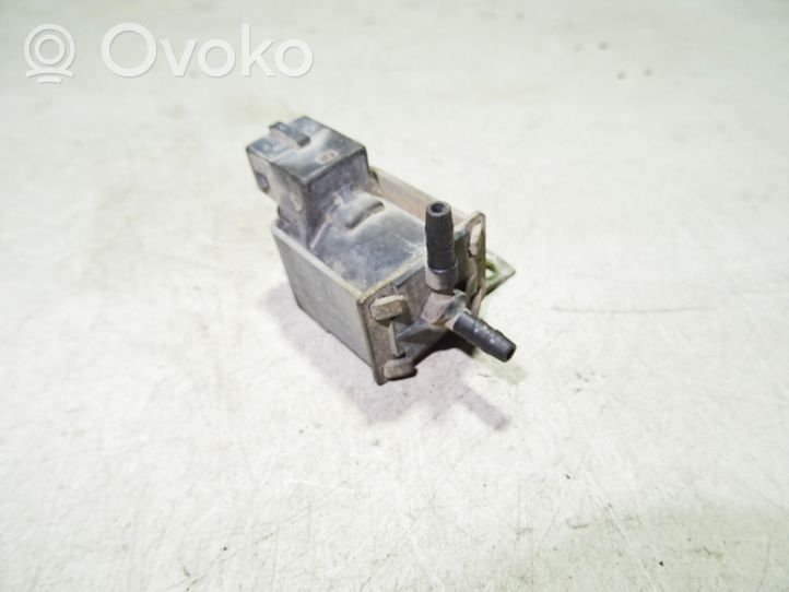 Volkswagen Multivan T4 Turboahtimen magneettiventtiili 028906283