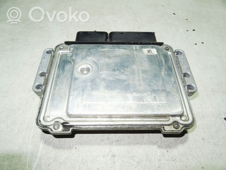 Hyundai i30 Engine control unit/module 0281030866