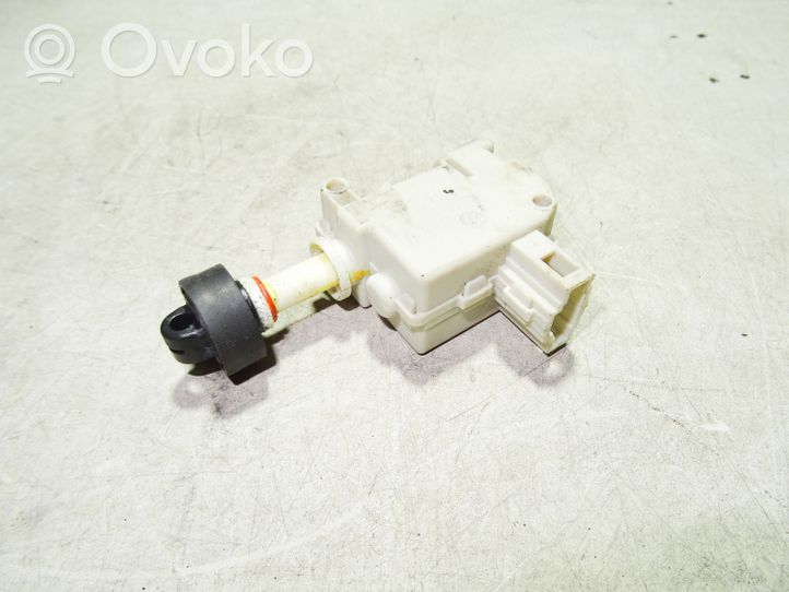 Audi Q7 4L Serratura del tappo del serbatoio del carburante 3B0959782A