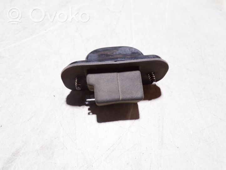 Audi 80 90 B3 Lampa oświetlenia tylnej tablicy rejestracyjnej 443943191