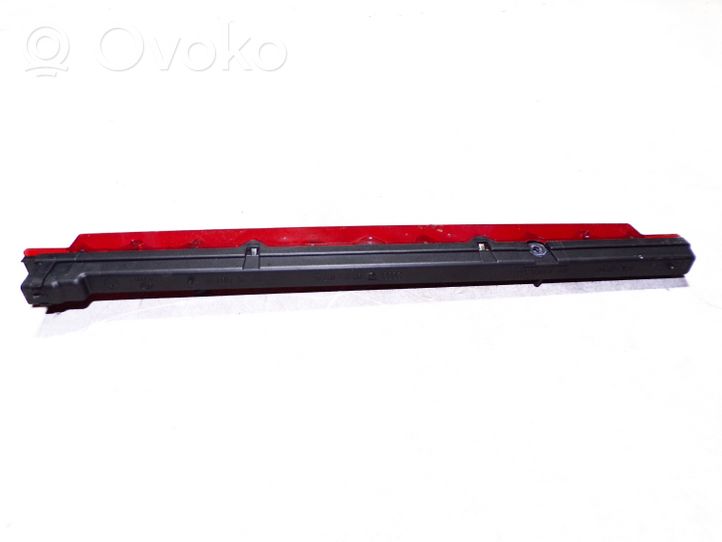 Audi A6 S6 C4 4A Luce d’arresto centrale/supplementare 8D9945097B