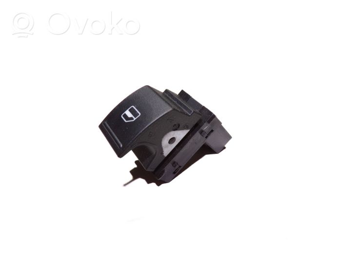 Volkswagen Jetta VI Electric window control switch 7L6959855B