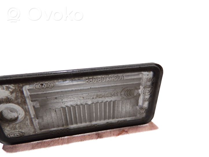 Audi A4 S4 B7 8E 8H Number plate light 8E0807430A