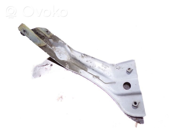 Volkswagen Scirocco Fender mounting bracket 1K8821136