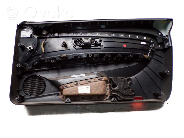 Volkswagen Scirocco Apmušimas priekinių durų (obšifke) 1K8867011